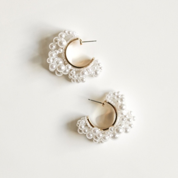 A.B. Ellie Pearl Drew Hoops - Picture 2 of 10
